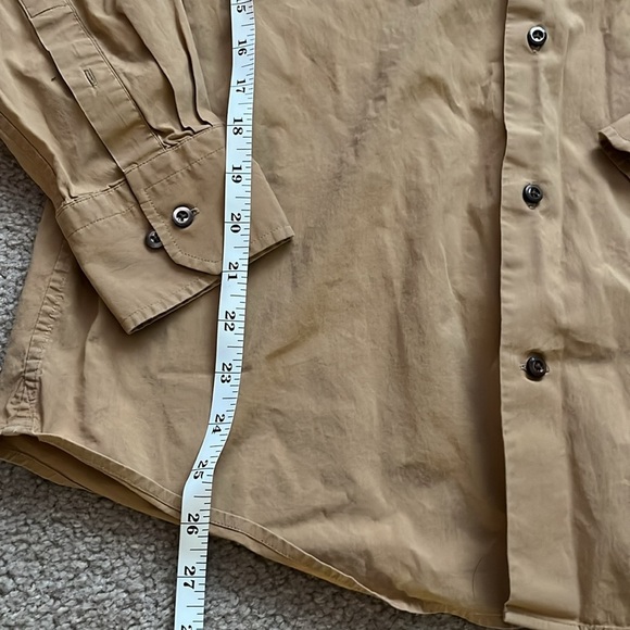 “Banana Republic: Button down shirt size small” - Picture 4 of 8